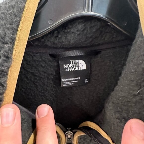 The North Face Vest Jacket mens size XL - Picture 3 of 4